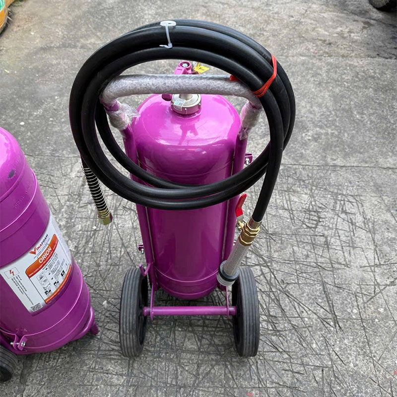 Bình chữa cháy Pin Lithium ORION 50L xe đẩy Bình chữa cháy Pin Lithium ORION 50L xe đẩy kiểm định